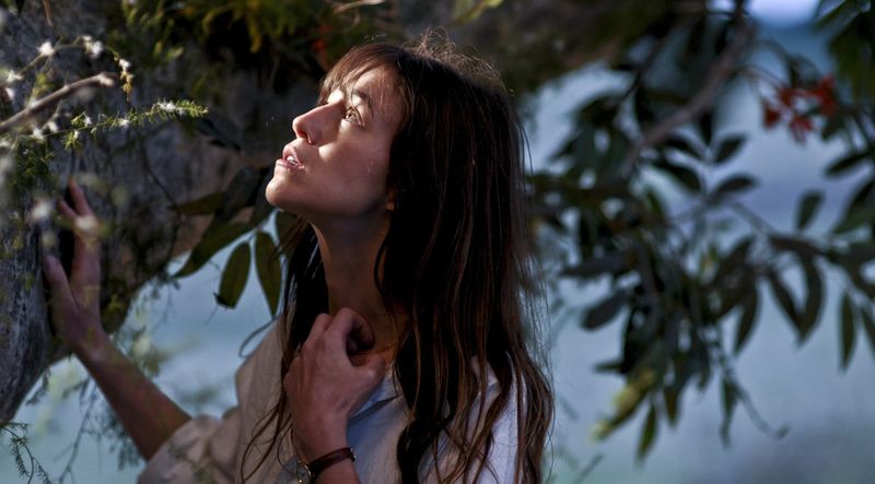 Charlotte Gainsbourg dans l'arbre